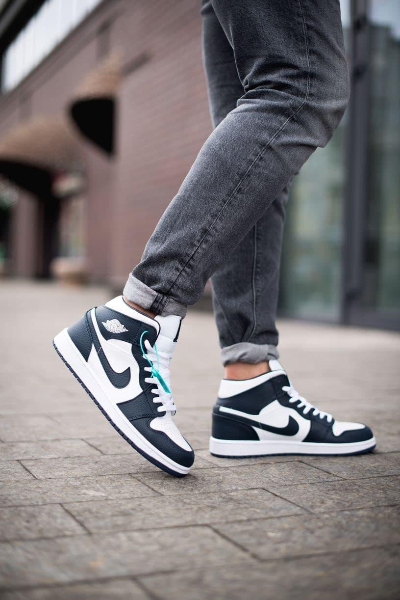 Nike Air Jordan 1 Retro Mid Blue White