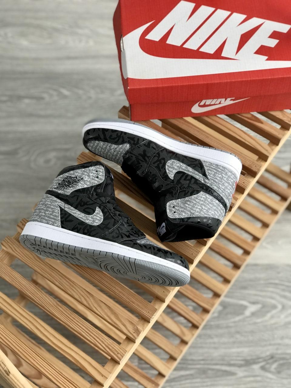 Nike Air Jordan 1 Retro High Black Grey v2