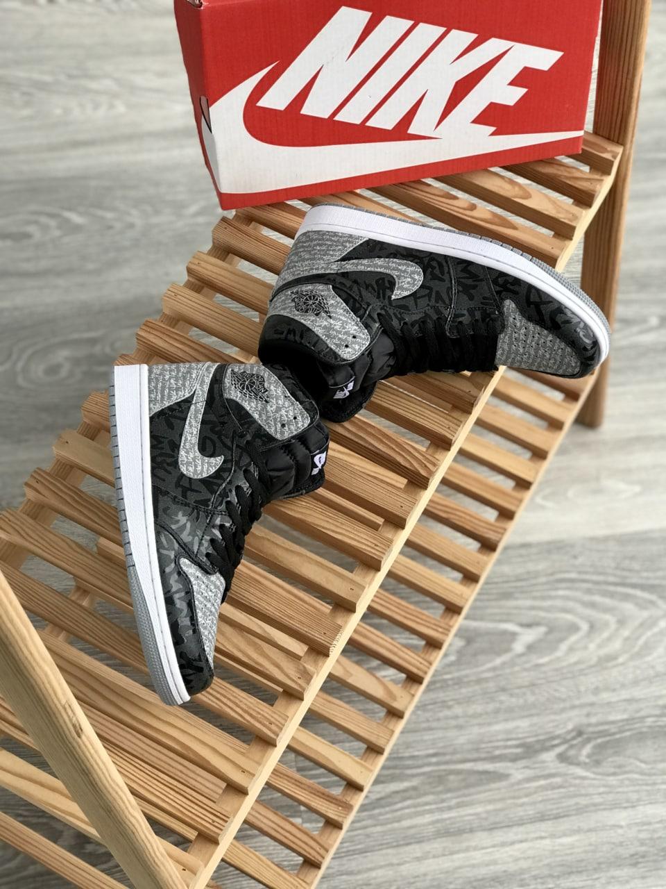 Nike Air Jordan 1 Retro High Black Grey v2