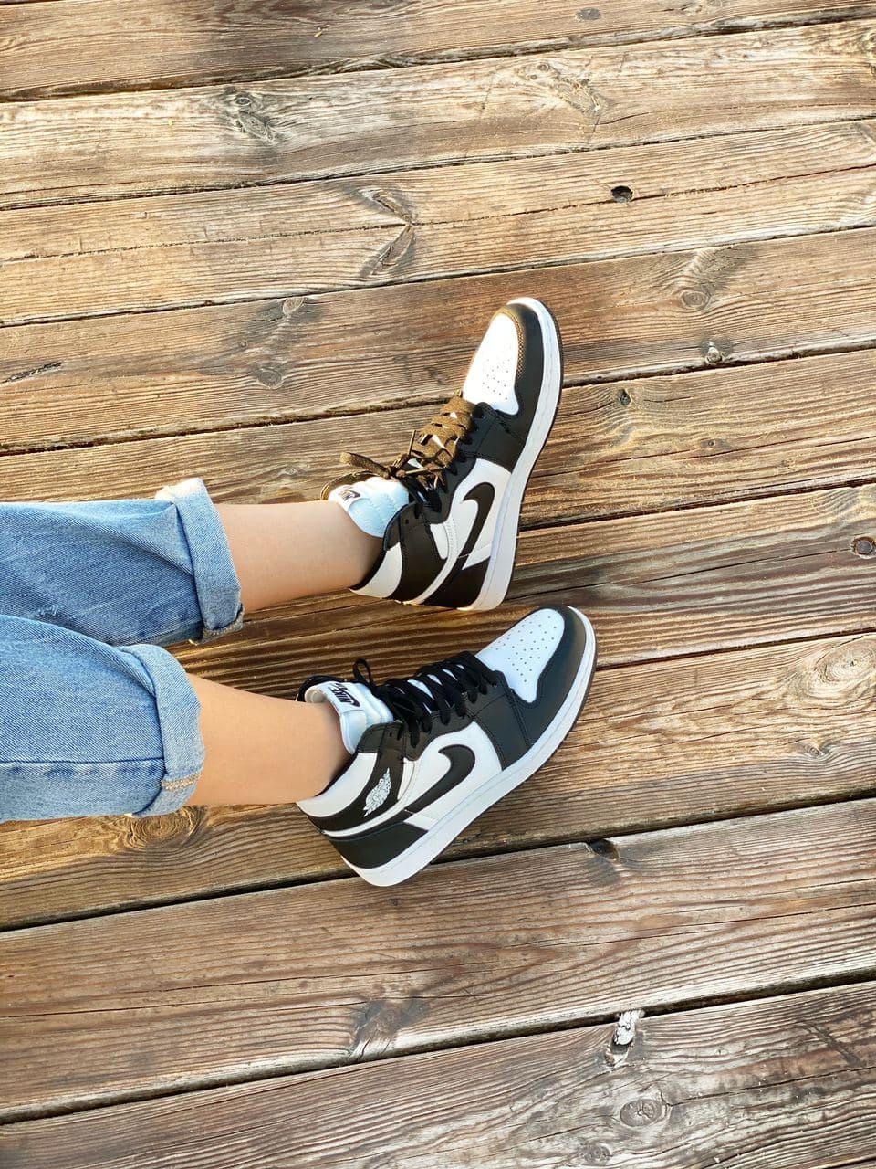 Nike Air Jordan 1 Retro High Black White