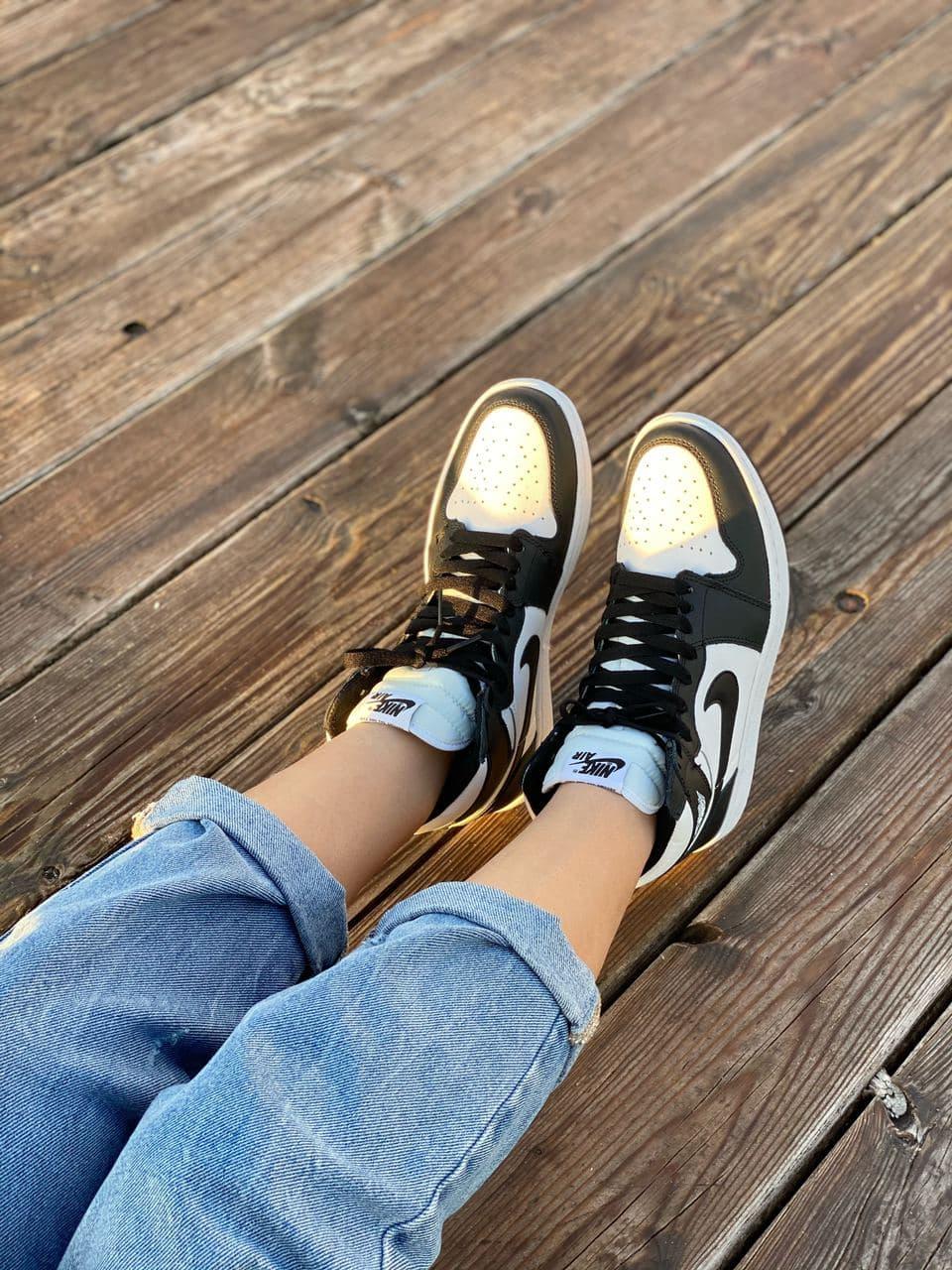 Nike Air Jordan 1 Retro High Black White