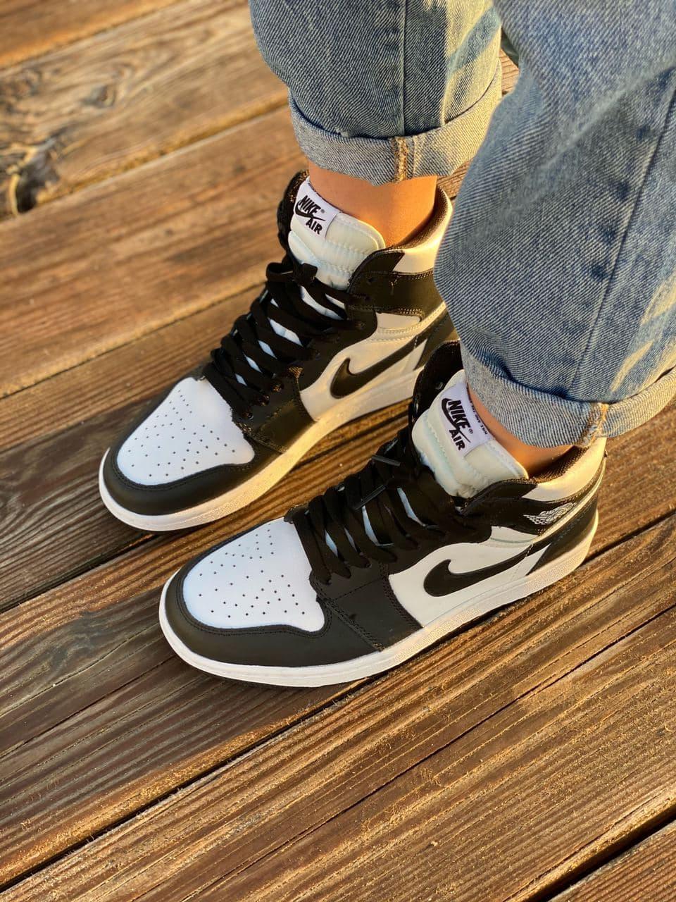 Nike Air Jordan 1 Retro High Black White