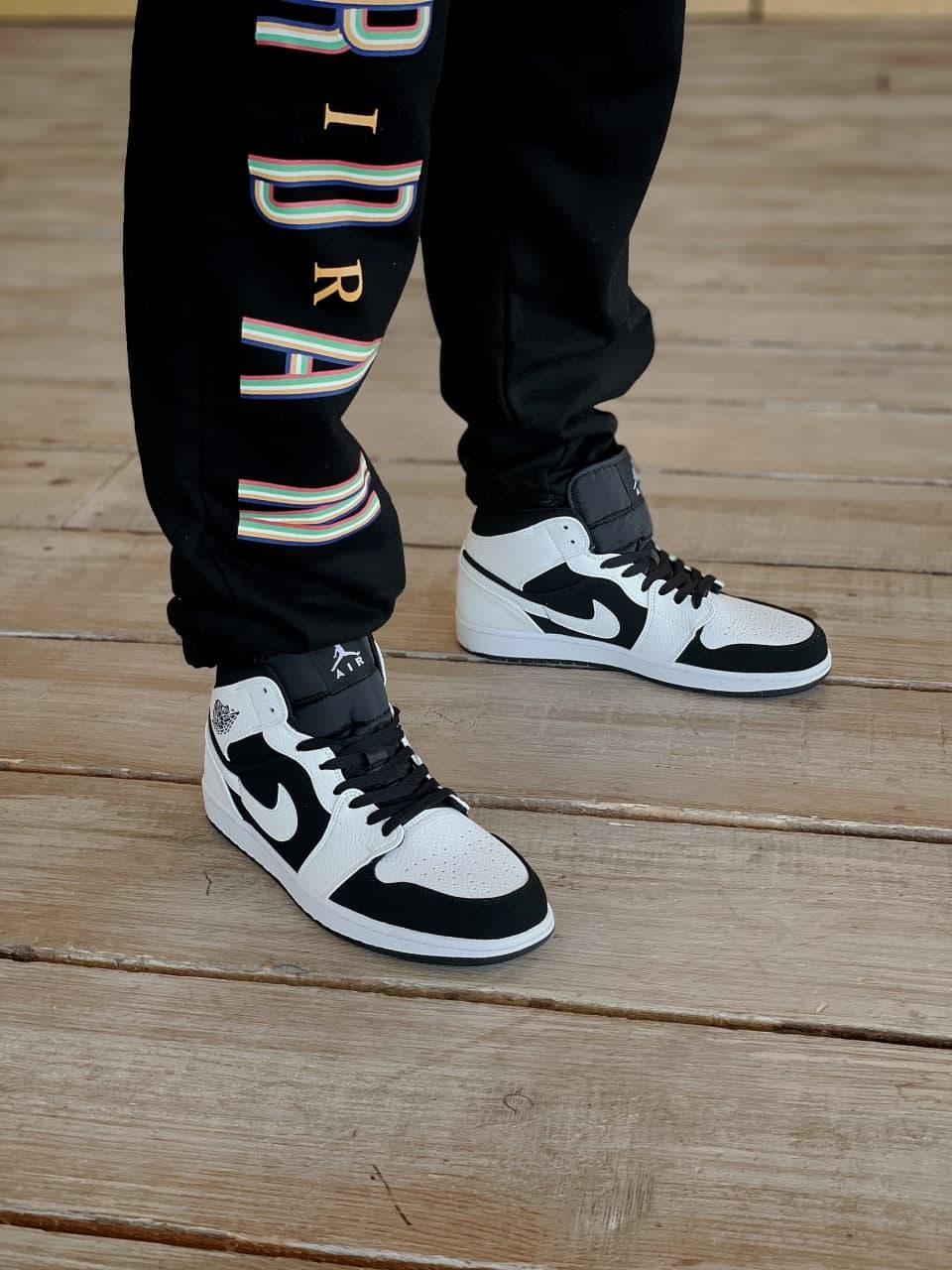 Nike Air Jordan 1 Retro Mid White Black