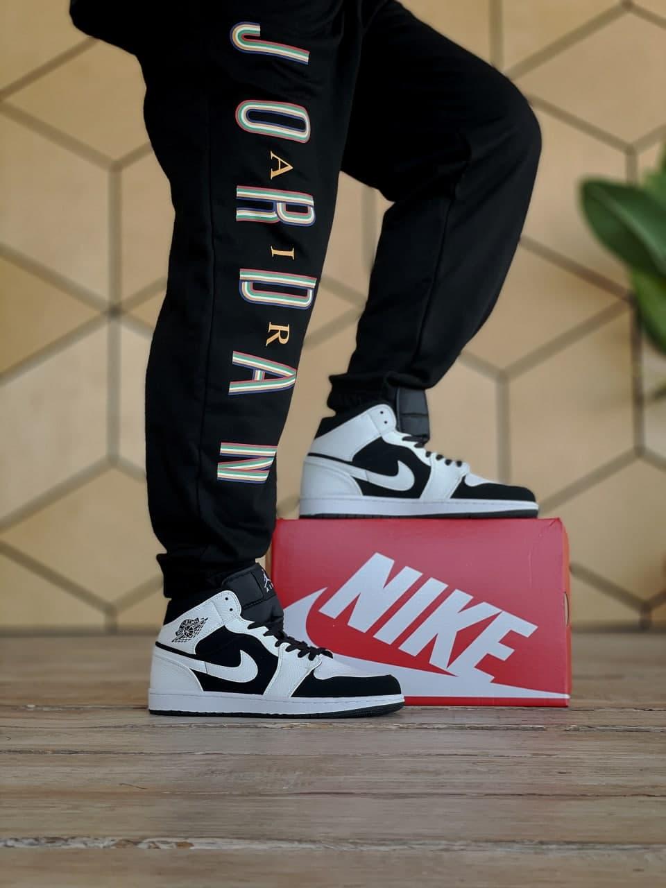 Nike Air Jordan 1 Retro Mid White Black