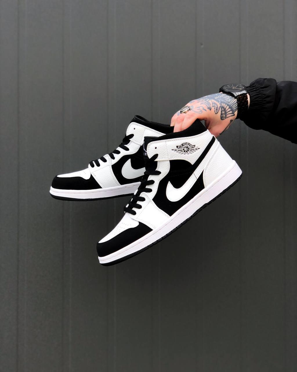 Nike Air Jordan 1 Retro Mid White Black