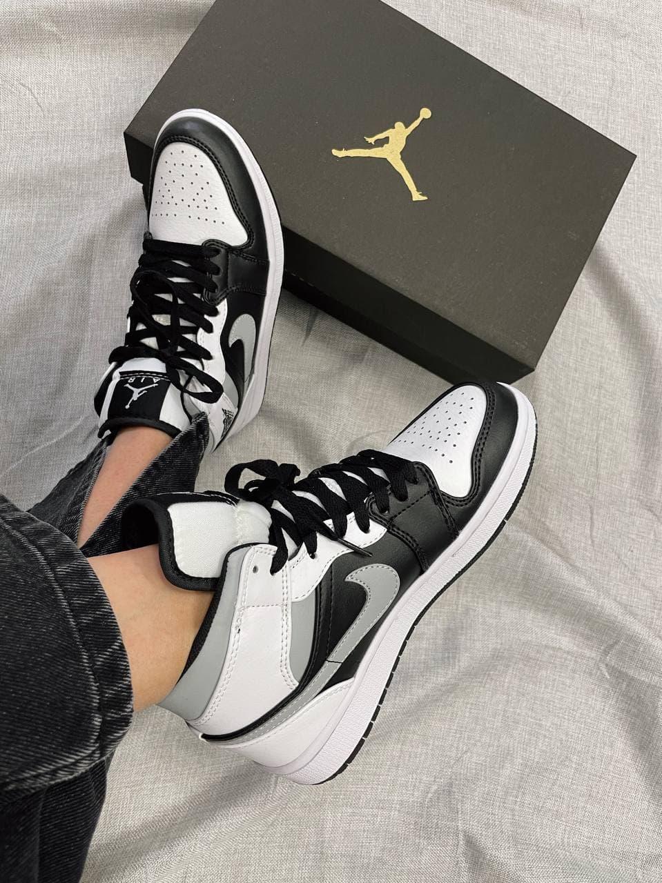 Nike Air Jordan 1 Retro Mid Black White Grey Shadow