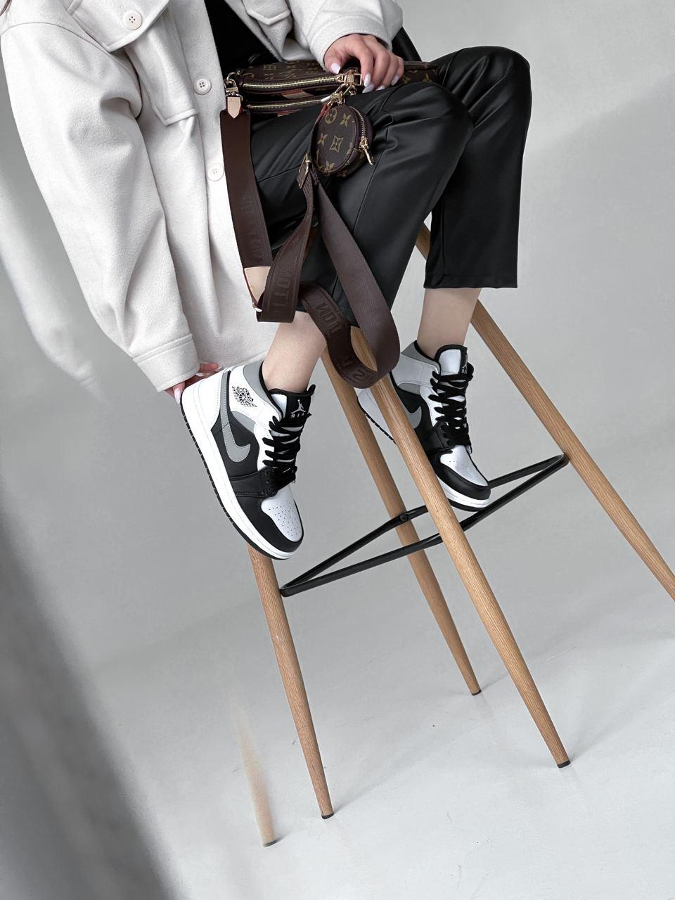 Nike Air Jordan 1 Retro Mid Black White Grey Shadow