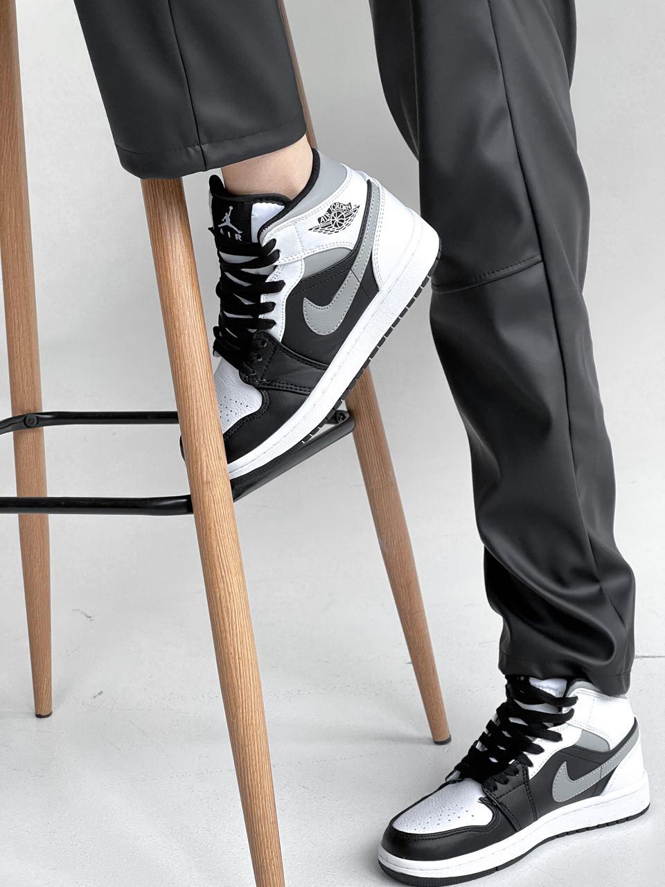 Nike Air Jordan 1 Retro Mid Black White Grey Shadow