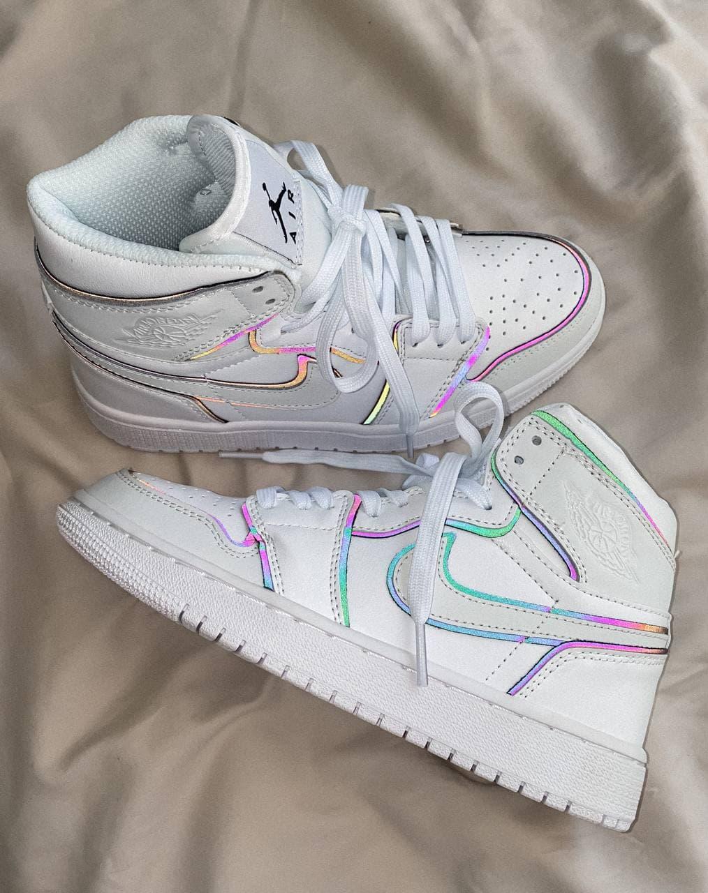 Nike Air Jordan 1 Retro Mid White Reflective