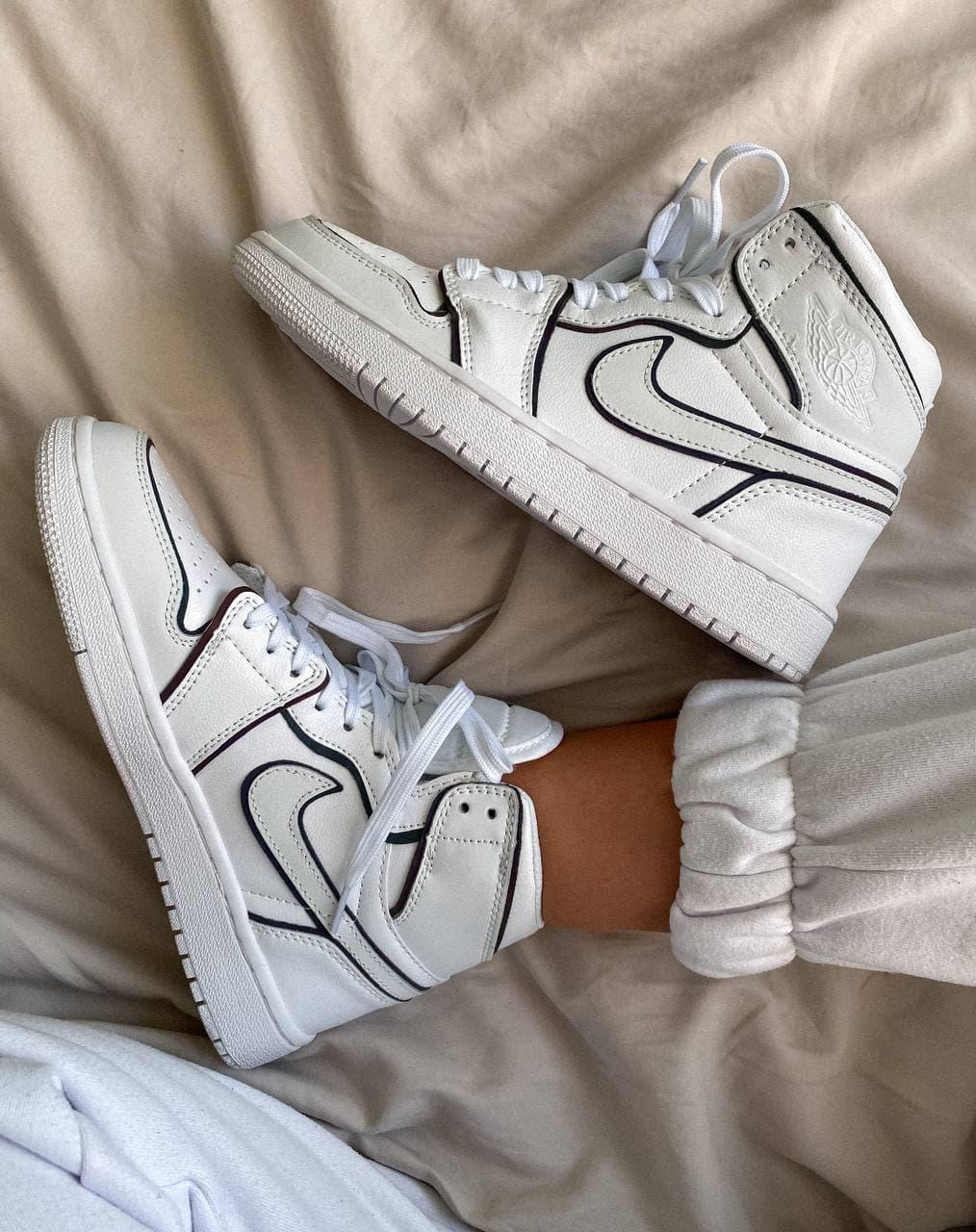 Nike Air Jordan 1 Retro Mid White Reflective