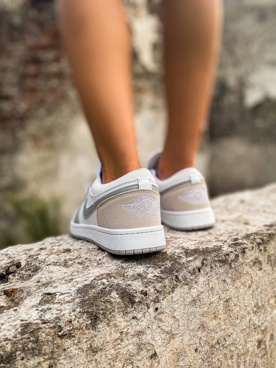 Nike Air Jordan Retro 1 Low Beige Grey