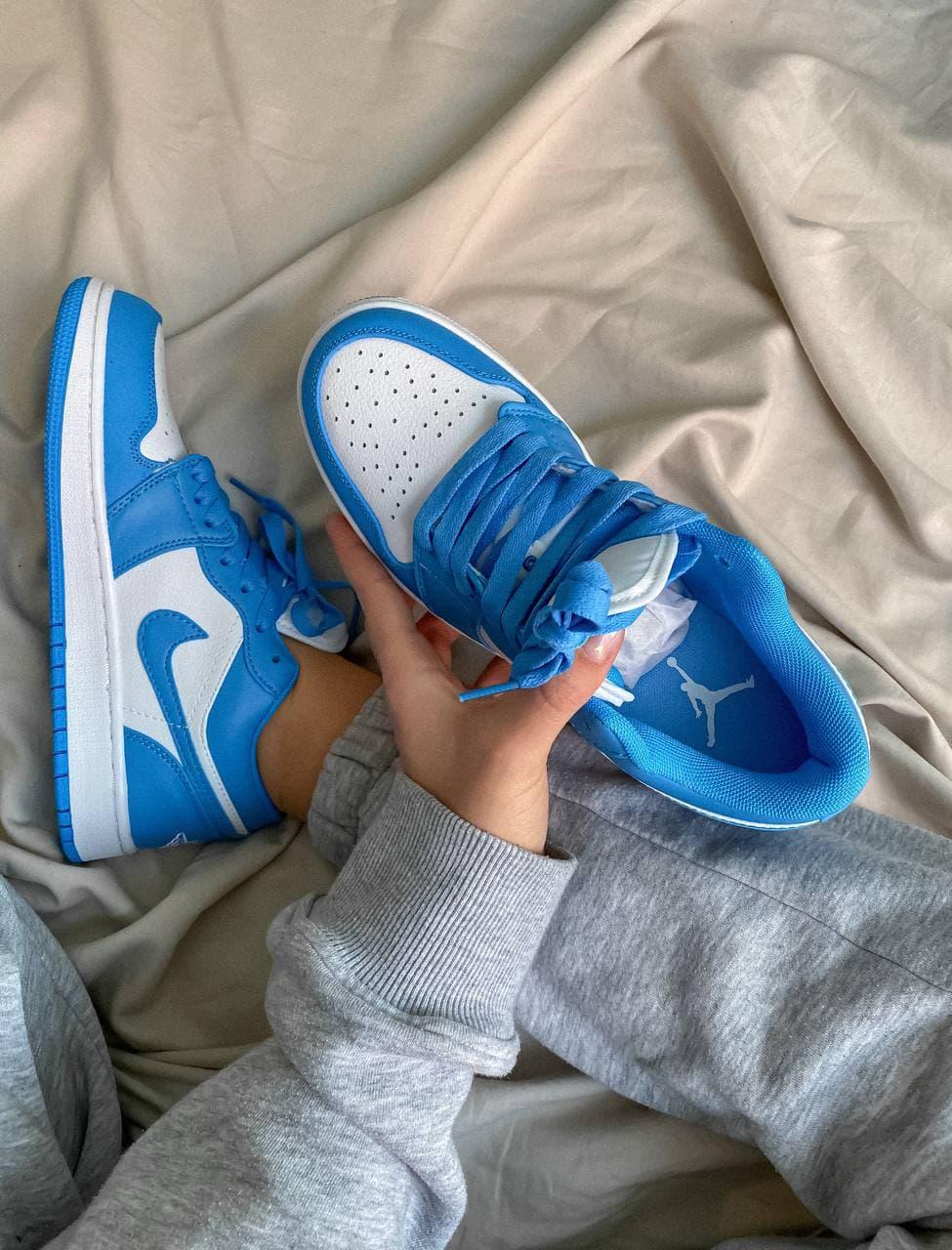 Nike Air Jordan Retro 1 Low Blue White 2