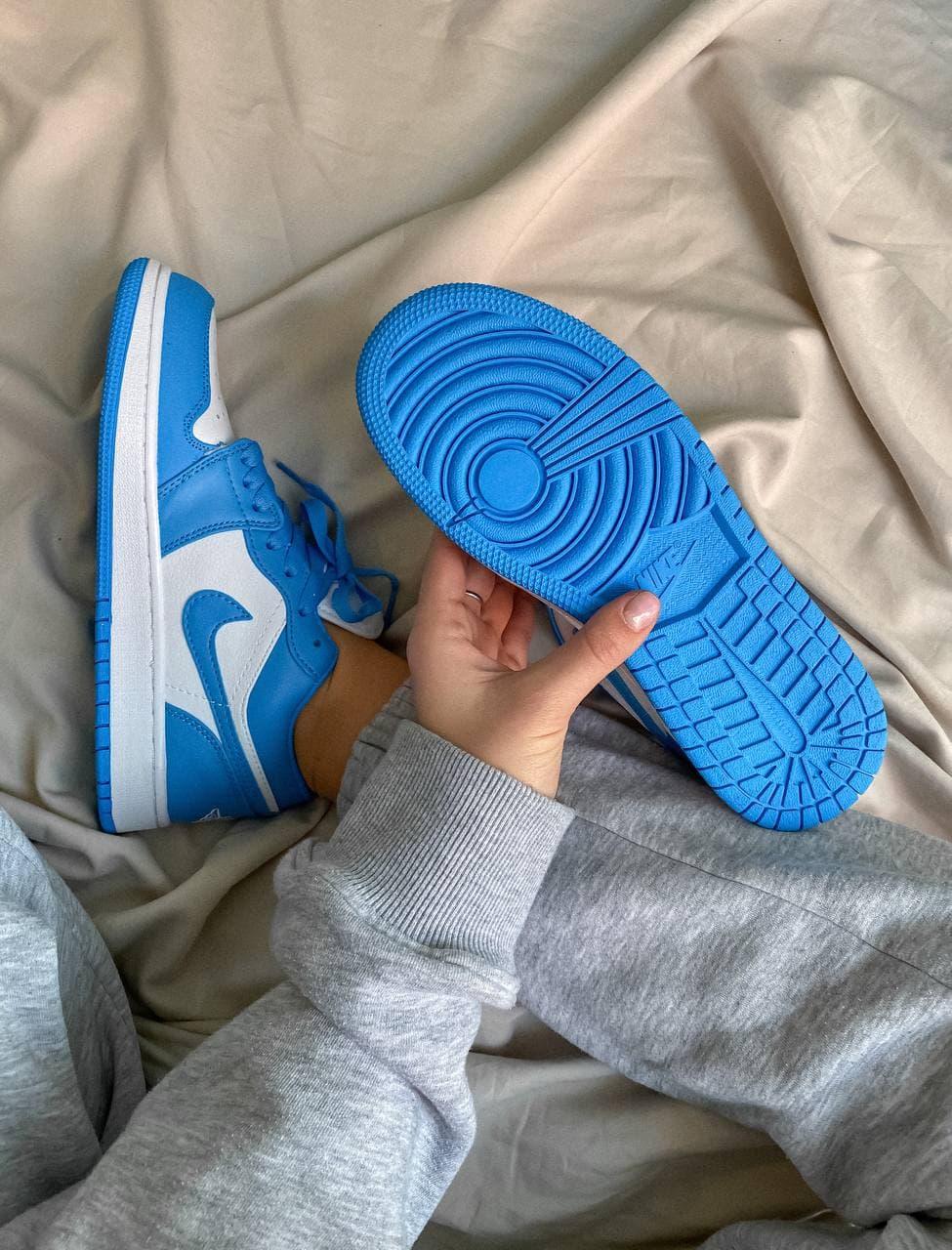 Nike Air Jordan Retro 1 Low Blue White 2