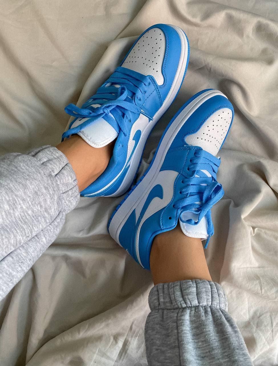 Nike Air Jordan Retro 1 Low Blue White 2