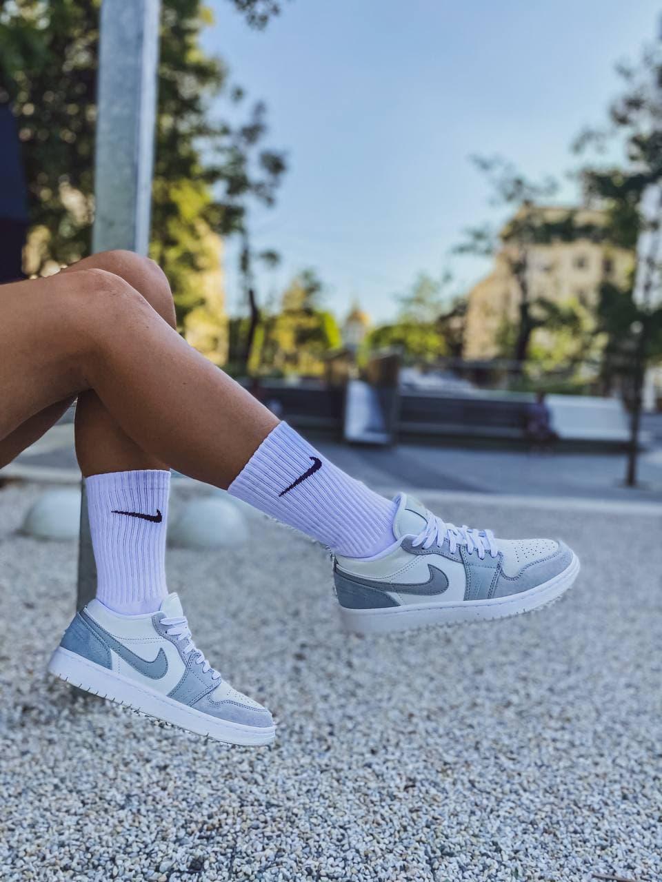 Nike Air Jordan Retro 1 Low Light Grey White 2