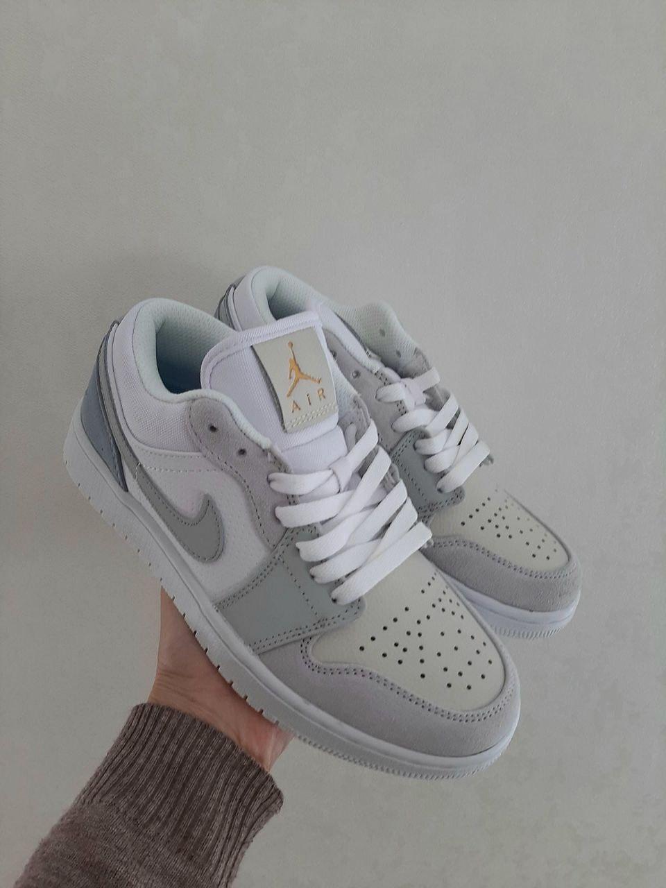 Nike Air Jordan Retro 1 Low Light Grey White Blue