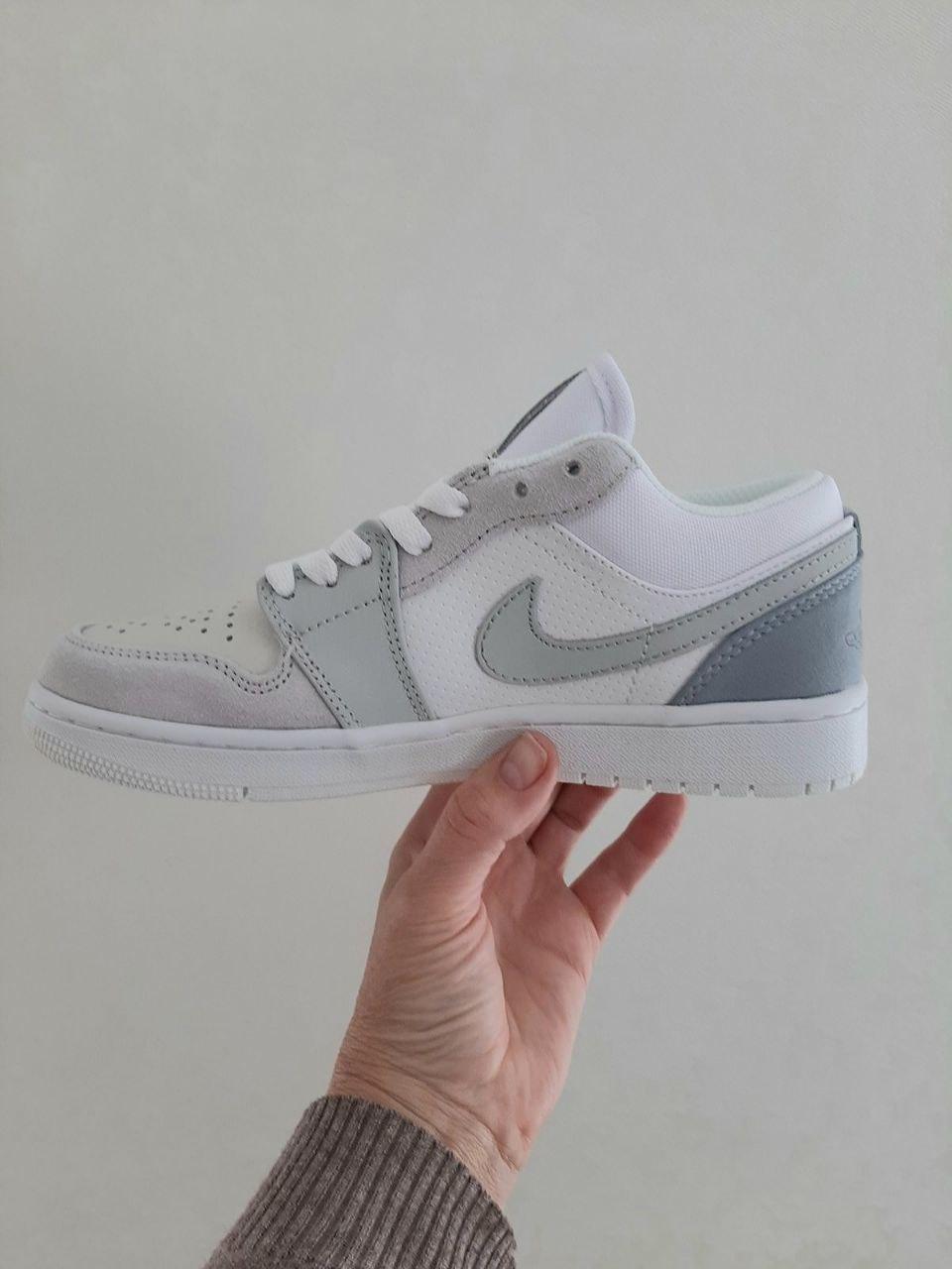 Nike Air Jordan Retro 1 Low Light Grey White Blue