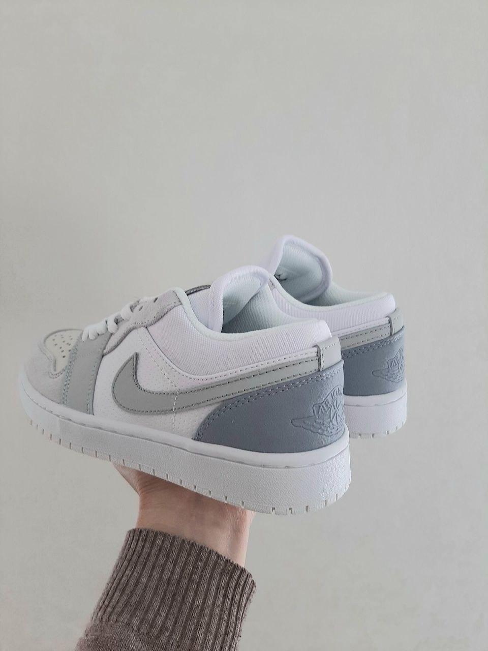 Nike Air Jordan Retro 1 Low Light Grey White Blue