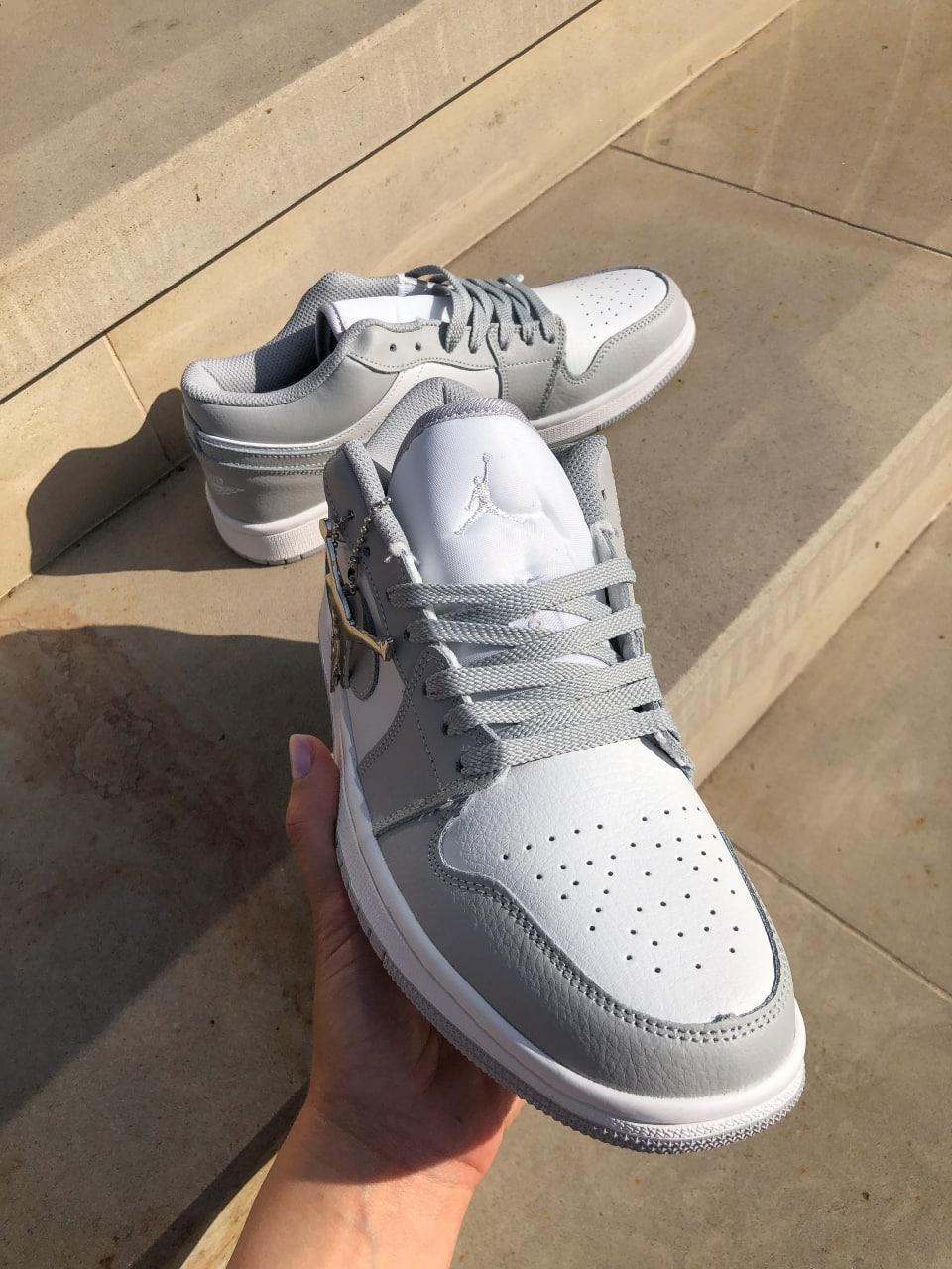 Nike Air Jordan Retro 1 Low Grey White 3.0