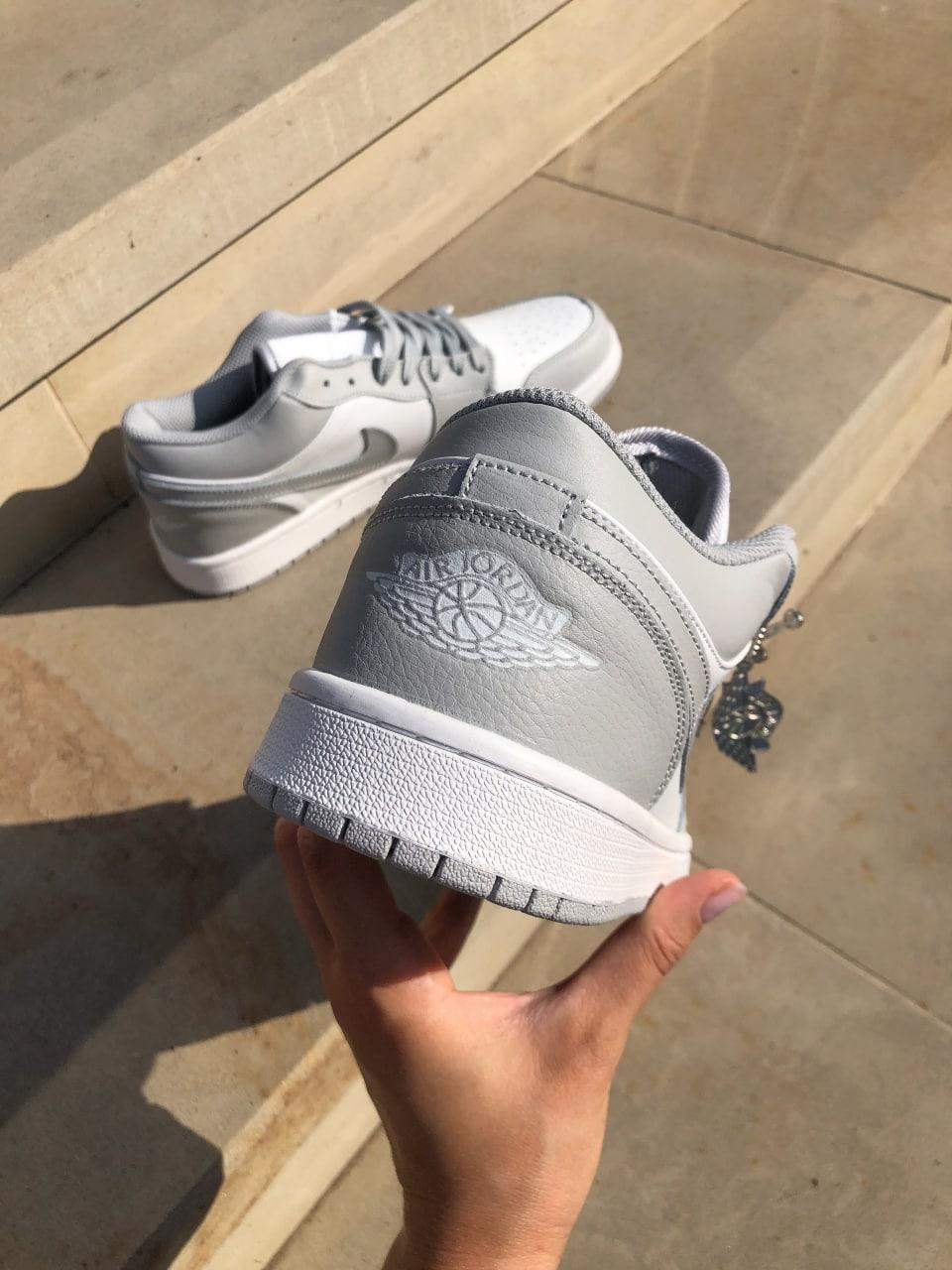 Nike Air Jordan Retro 1 Low Grey White 3.0
