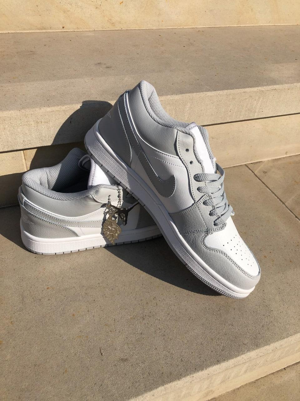 Nike Air Jordan Retro 1 Low Grey White 3.0