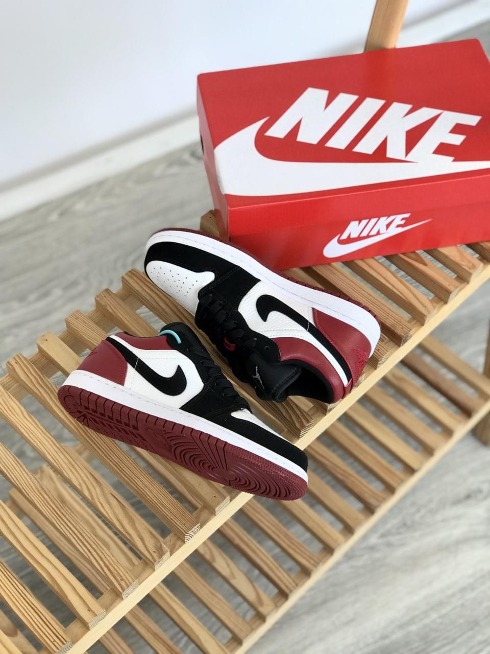 Nike Air Jordan Retro 1 Low Red Black White