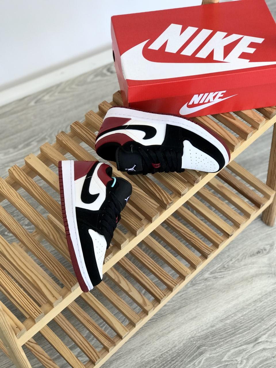 Nike Air Jordan Retro 1 Low Red Black White