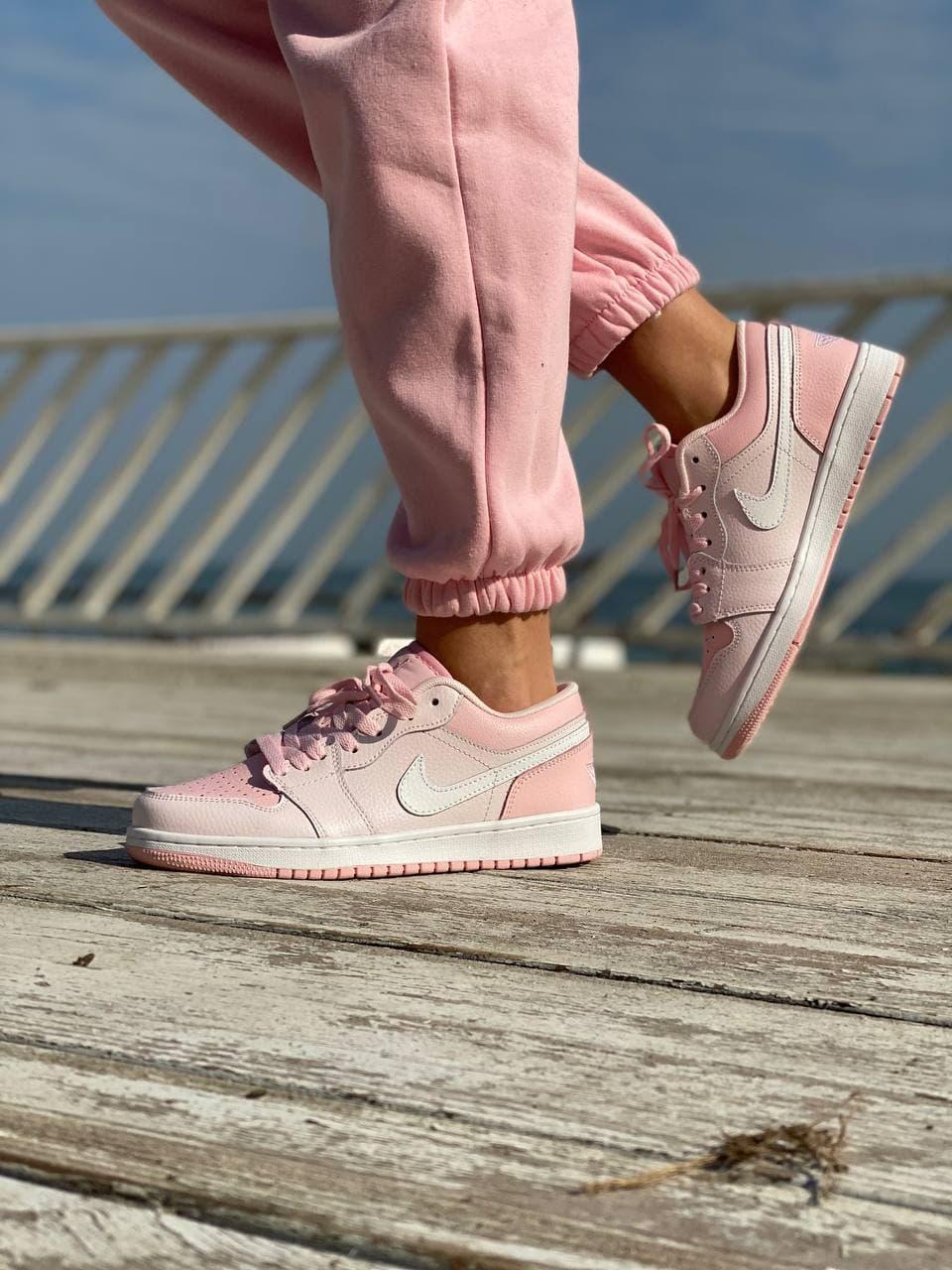 Nike Air Jordan Retro 1 Low Pink White
