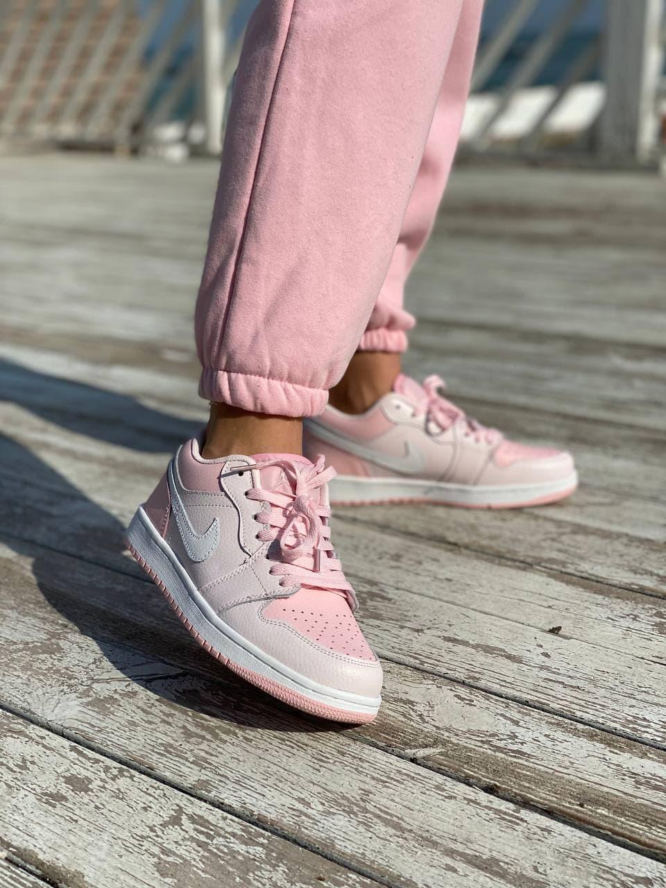Nike Air Jordan Retro 1 Low Pink White
