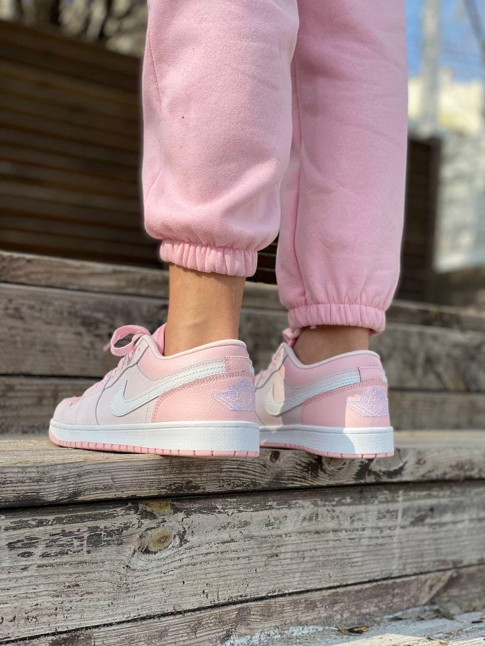 Nike Air Jordan Retro 1 Low Pink White
