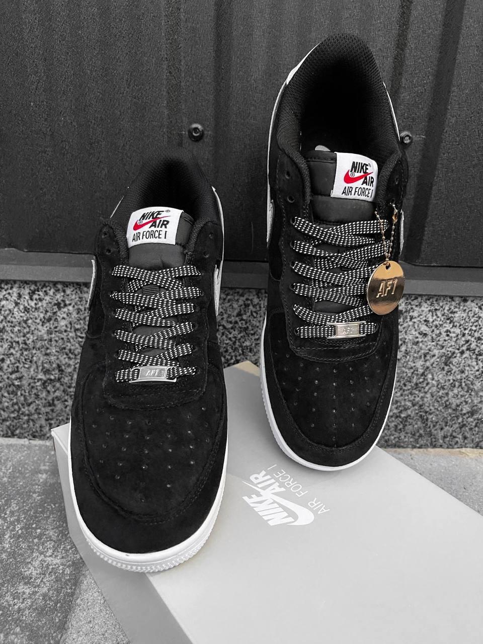 Nike Air Force 1 Black White 1