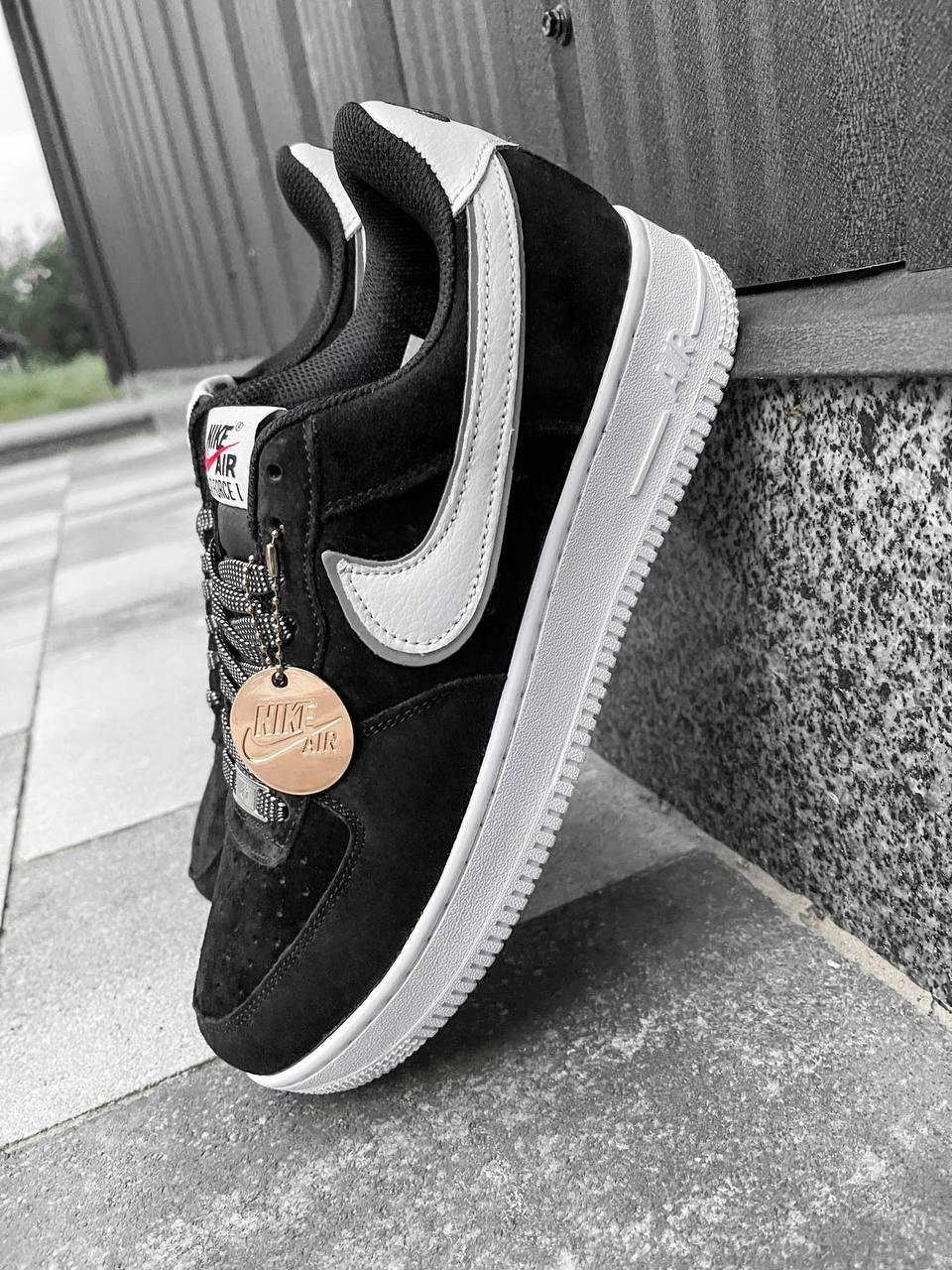 Nike Air Force 1 Black White 1