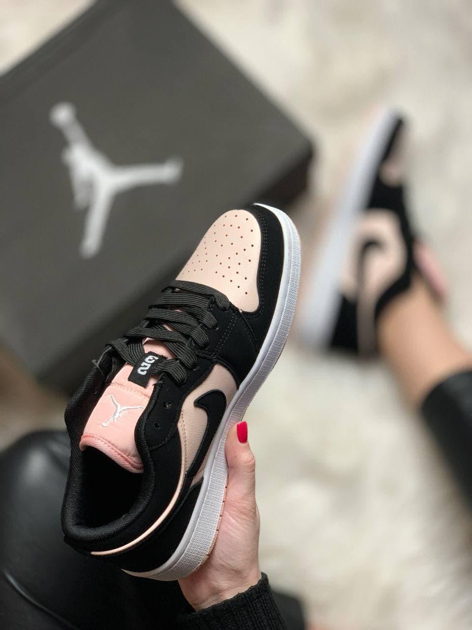 Nike Air Jordan Retro 1 Low Pink Black White 2