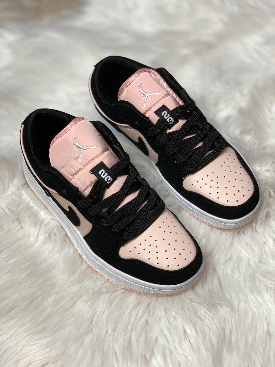 Nike Air Jordan Retro 1 Low Pink Black White 2