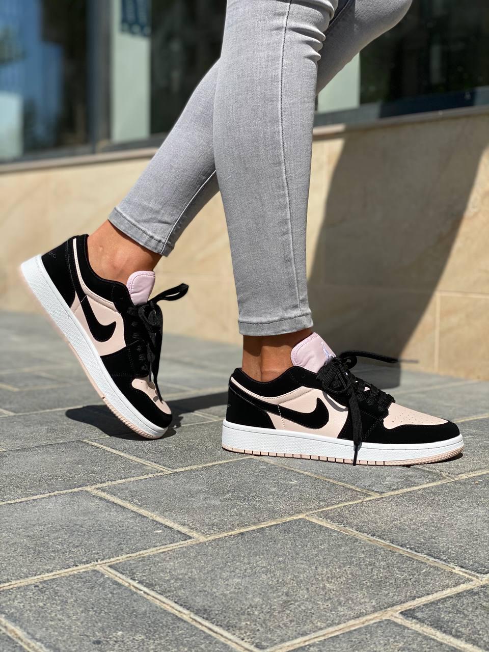 Nike Air Jordan Retro 1 Low Pink Black White 2