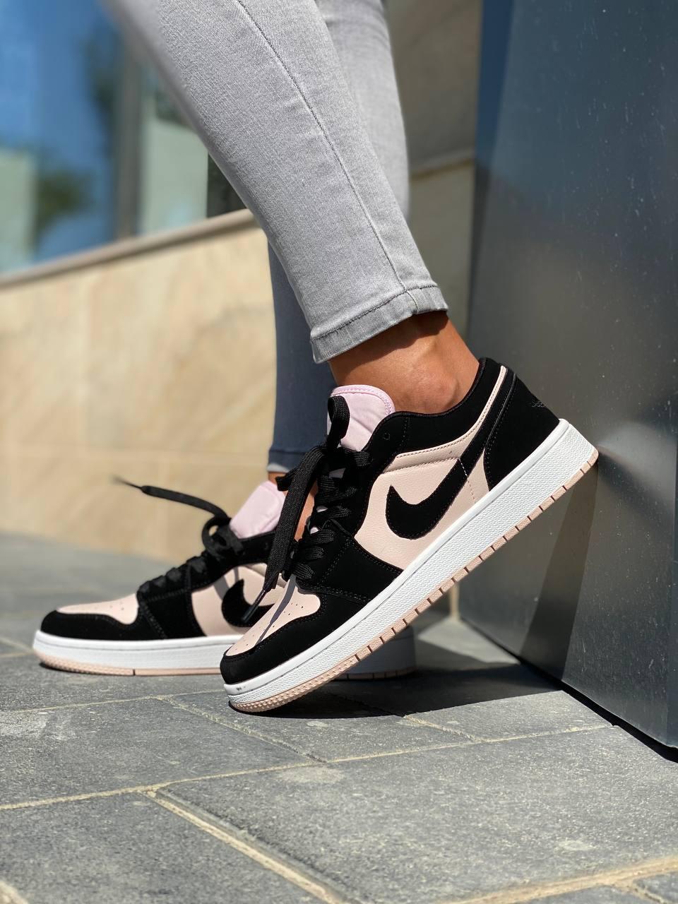 Nike Air Jordan Retro 1 Low Pink Black White 2