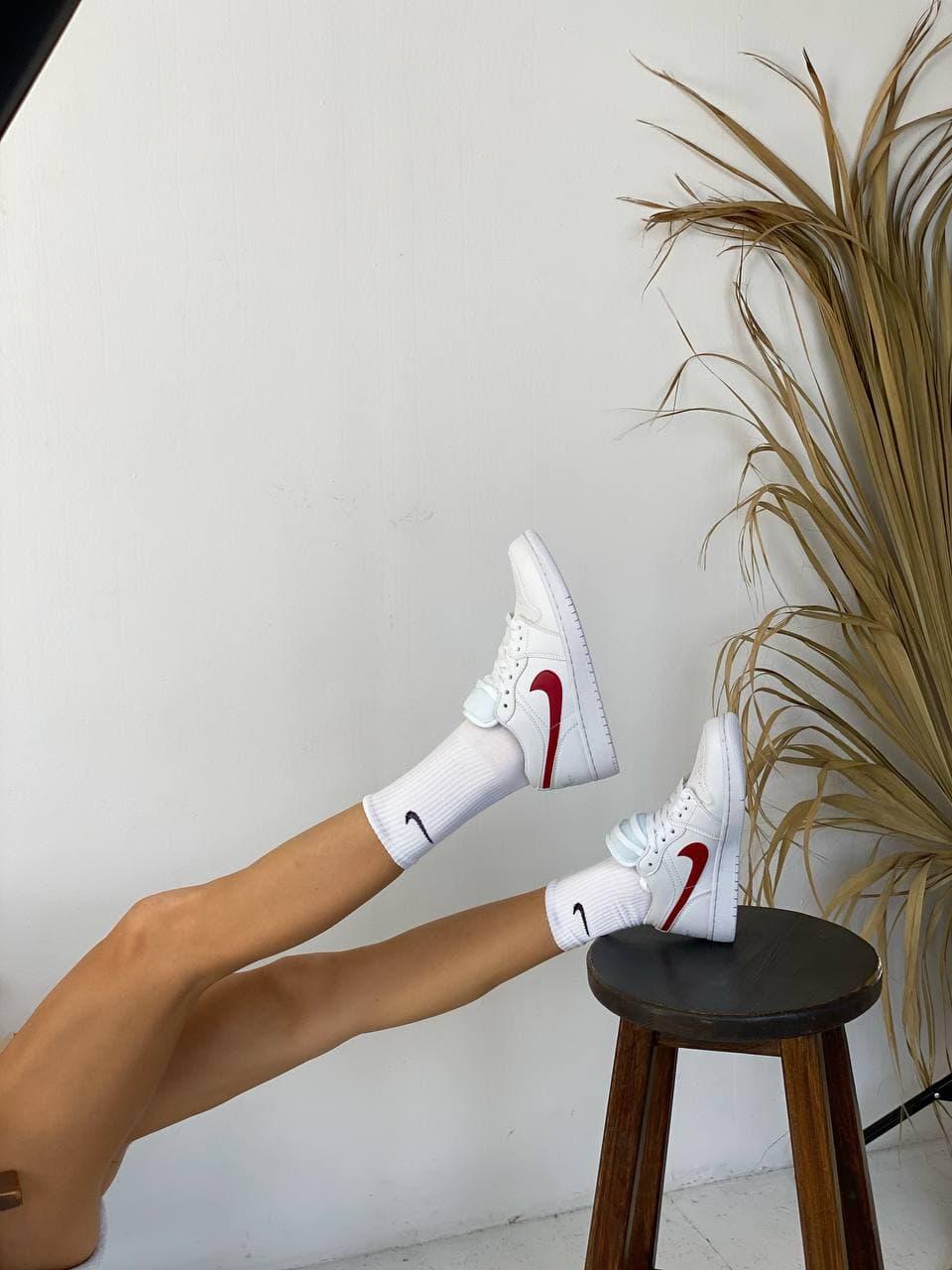 Nike Air Jordan Retro 1 Low White «Red Logo»