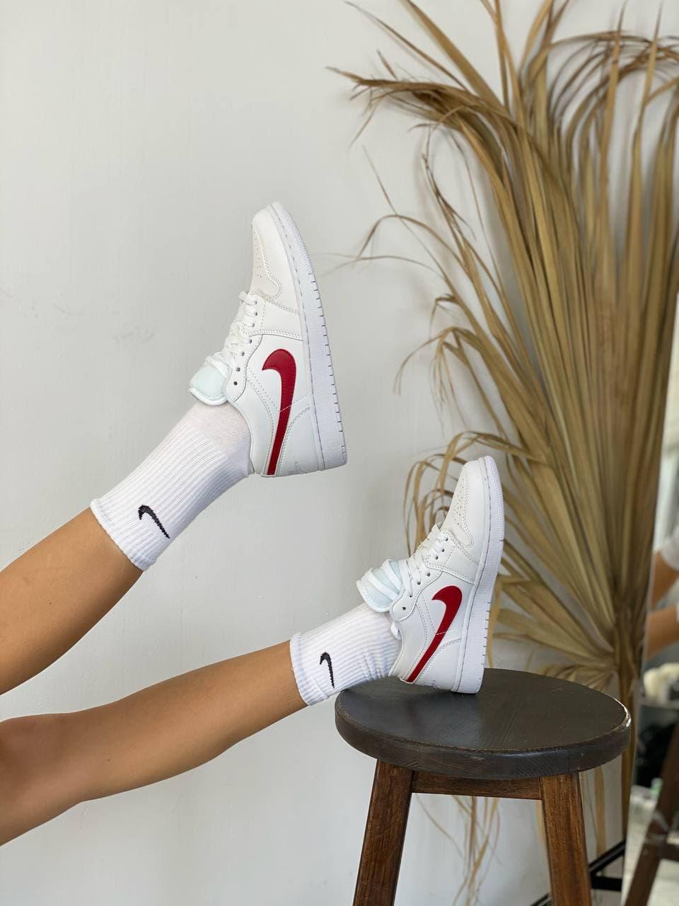 Nike Air Jordan Retro 1 Low White «Red Logo»