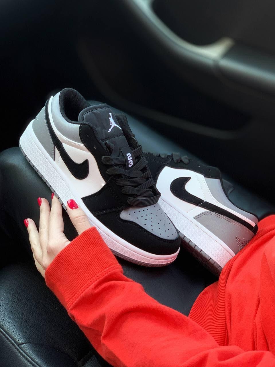 Nike Air Jordan Retro 1 Low Black White Grey