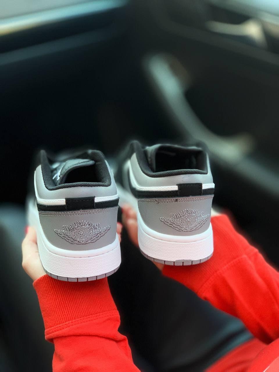 Nike Air Jordan Retro 1 Low Black White Grey