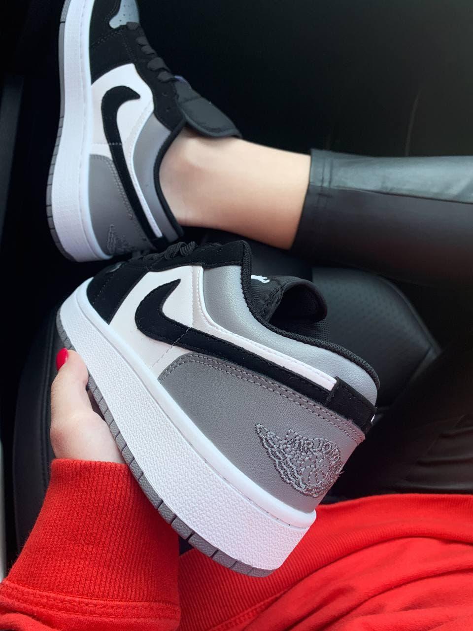 Nike Air Jordan Retro 1 Low Black White Grey