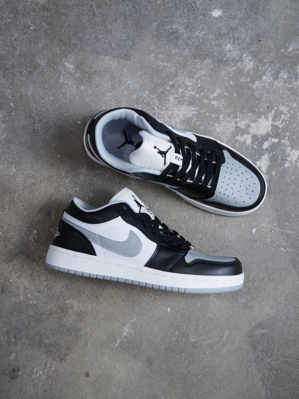 Nike Air Jordan Retro 1 Low Grey White Black