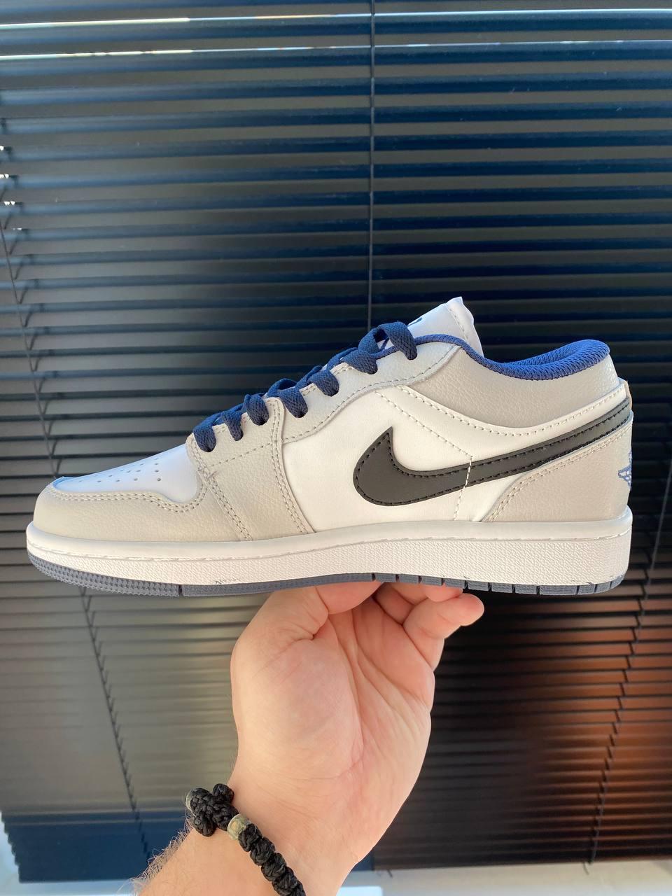 Nike Air Jordan Retro 1 Low Grey White Blue