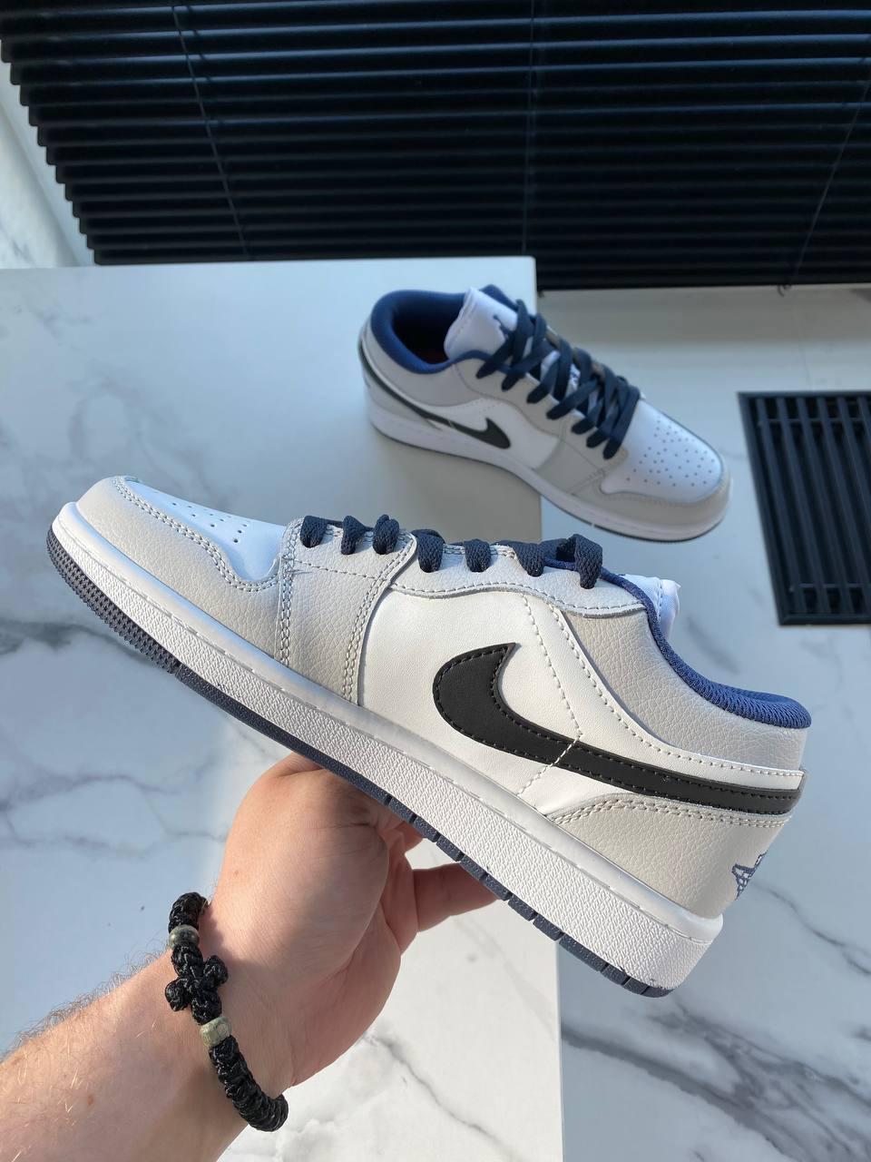 Nike Air Jordan Retro 1 Low Grey White Blue