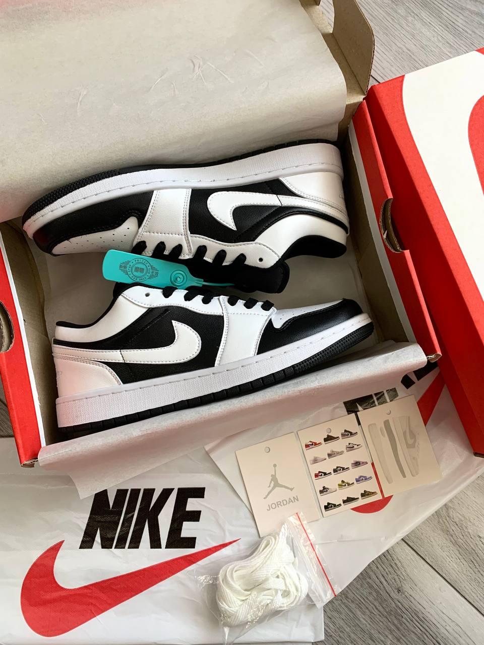 Nike Air Jordan Retro 1 Low White Black