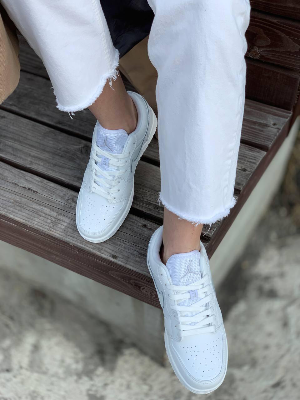 Nike Air Jordan Retro Low White