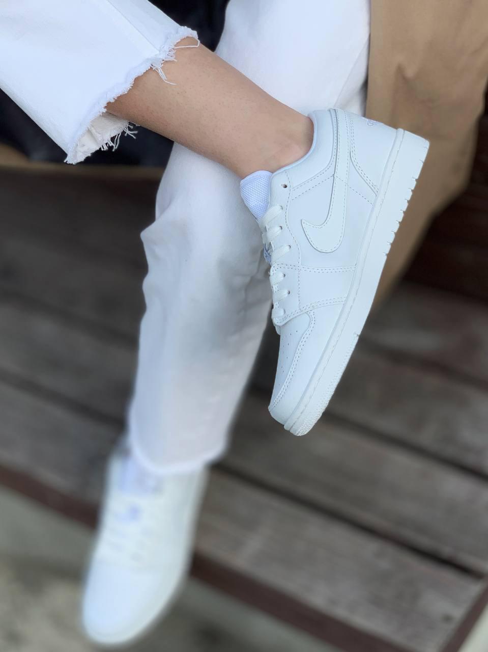 Nike Air Jordan Retro Low White