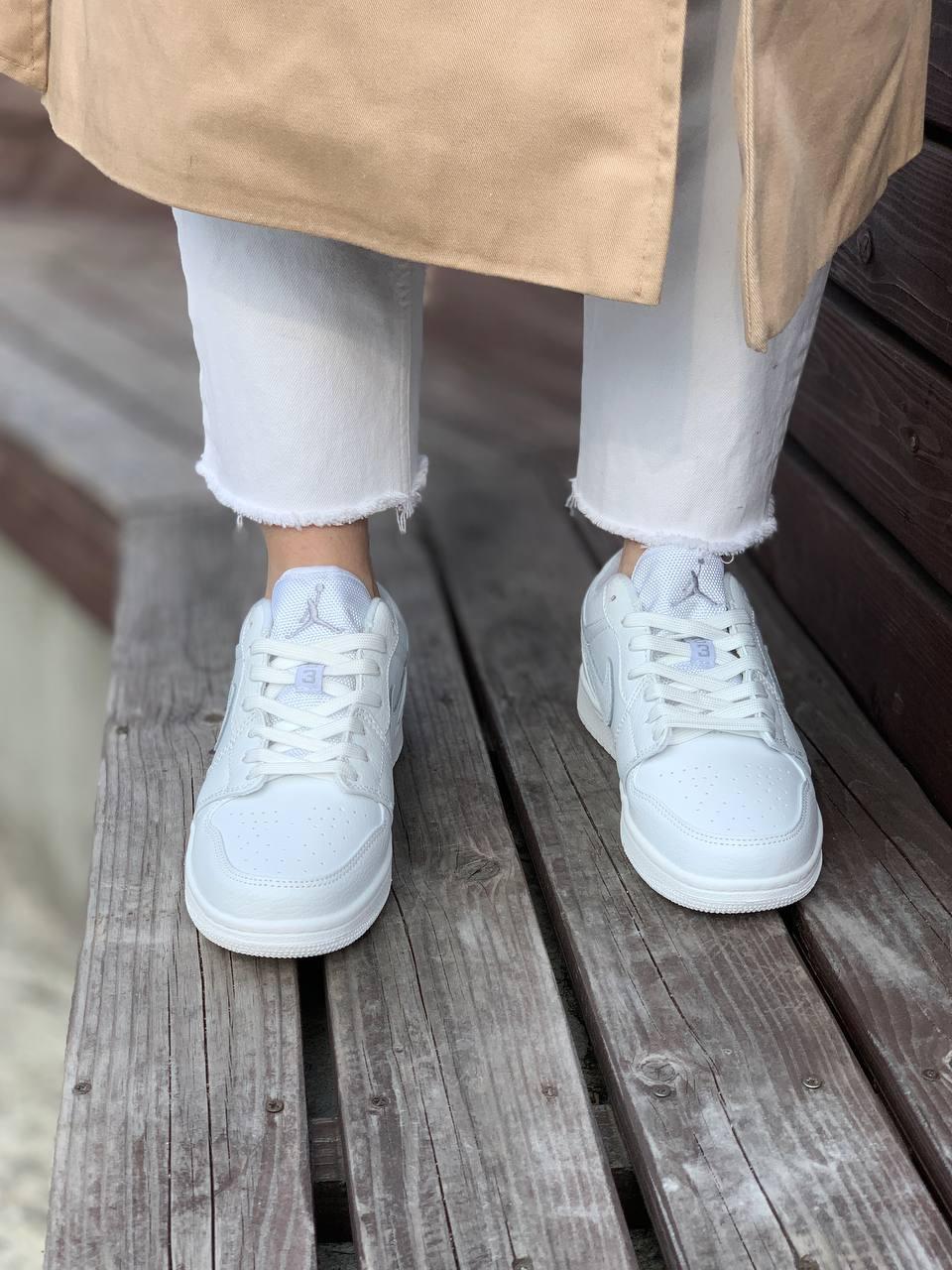 Nike Air Jordan Retro Low White