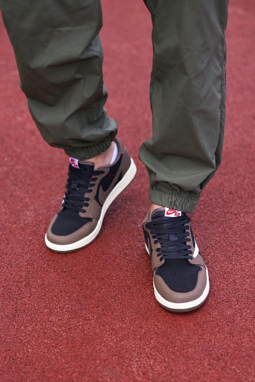 Nike Air Jordan Retro 1 Low x Travis Scott