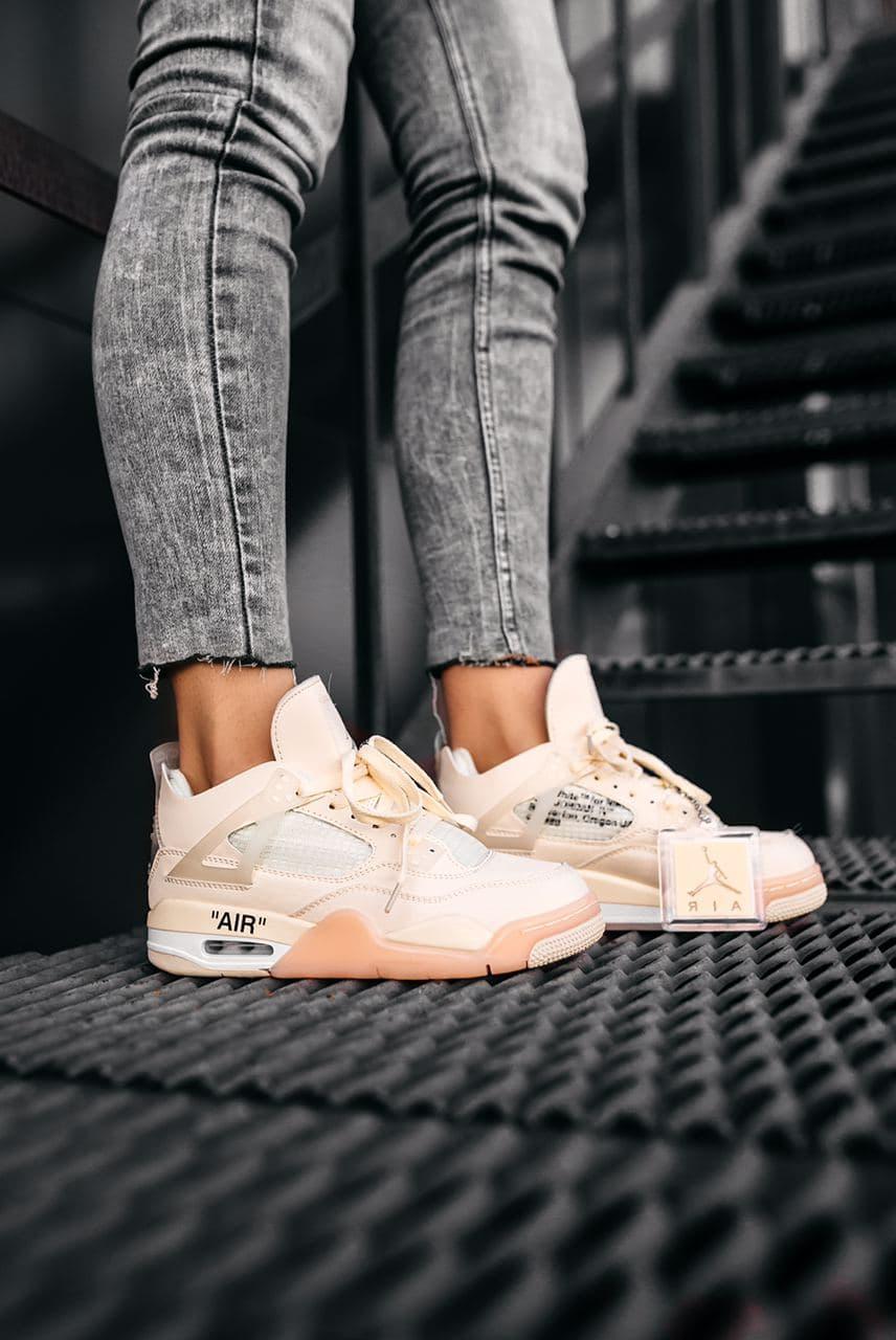Nike Air Jordan Retro 4 Beige